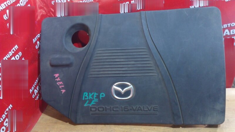 Крышка двс декоративная Mazda Axela BKEP LF-DE