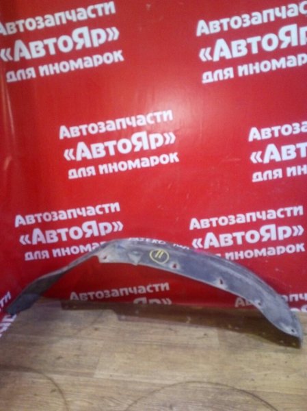 Подкрылок Mitsubishi Pajero V43W 6G72 1995 передний левый