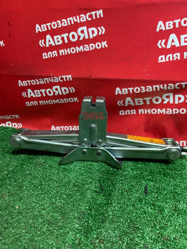 Домкрат Nissan 1050кг Домкрат Nissan 1050кг