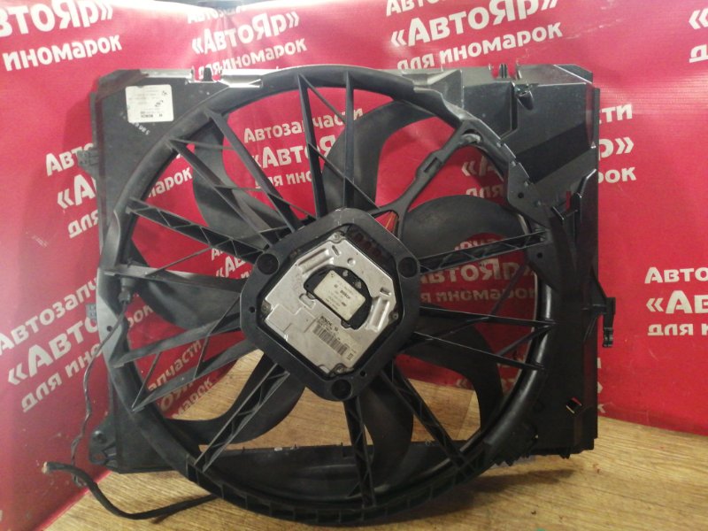 Диффузор радиатора Bmw 323I E90 N52B25A 10.2005