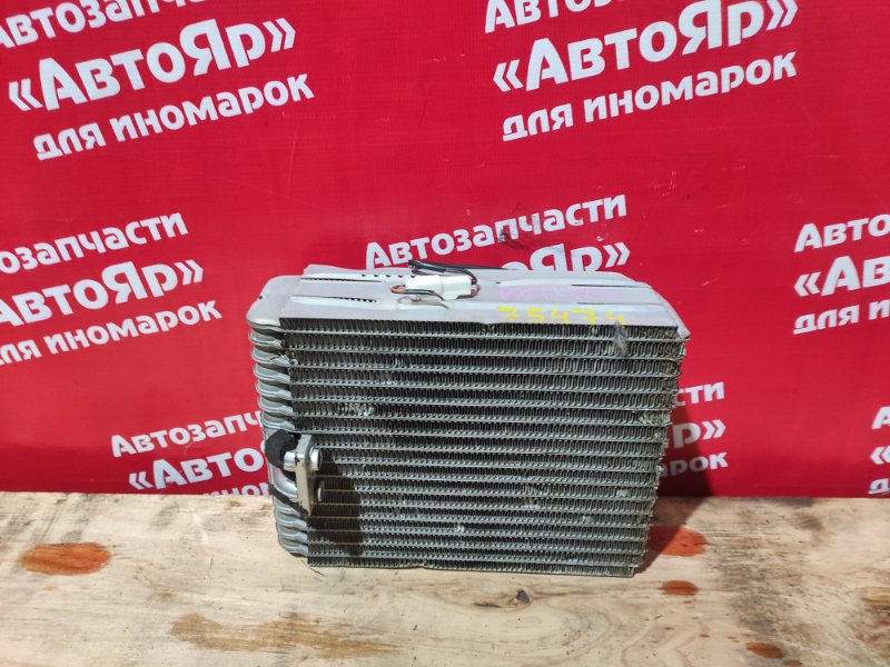 Испаритель кондиционера Toyota Regius RCH47W 3RZ-FE 1999 88501-26101