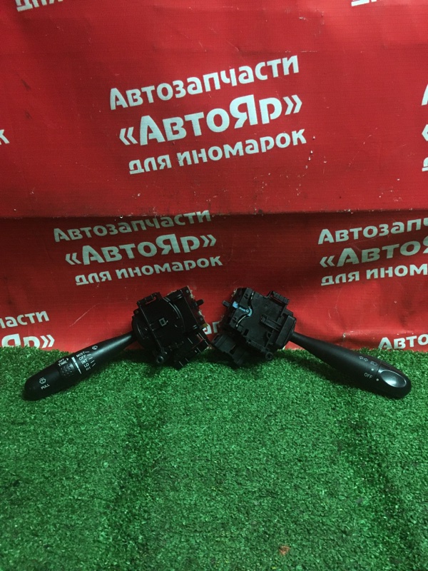 Кулиса Toyota Corolla NZE121 1NZ-FE 10.2000 Свет, дворники, без автосвета.