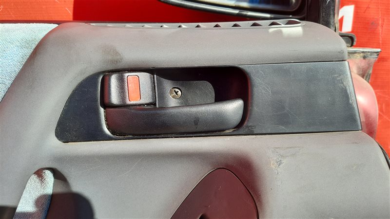 Ручка двери внутренняя Toyota Estima Emina CXR20G 3C-TE 10.1996 передняя левая