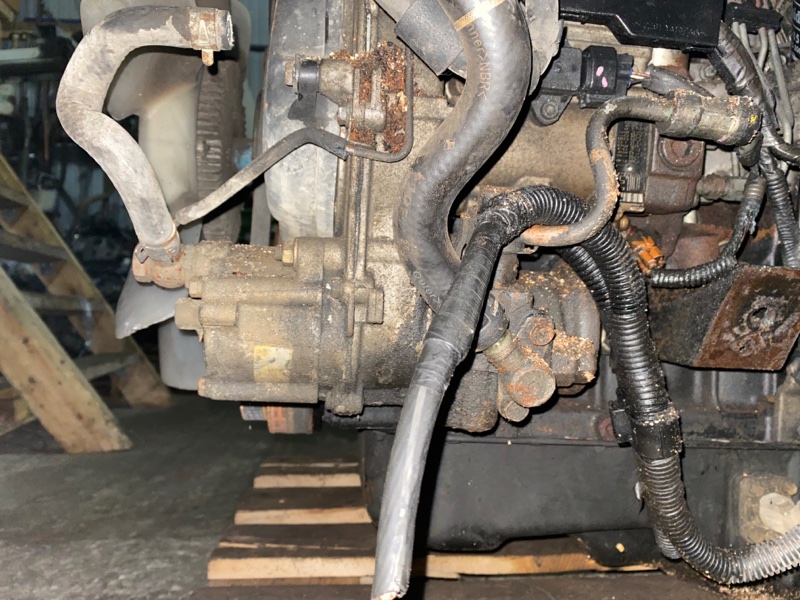 Насос гидроусилителя Toyota Hiace KZH100 1KZ-TE 2002.03 44310-26250