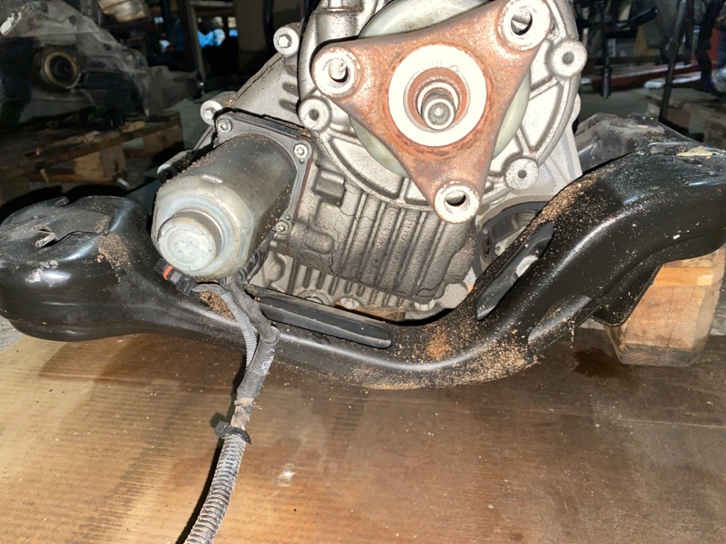 Подушка кпп Bmw X3 E83 M54B25 07.2006 22316773125