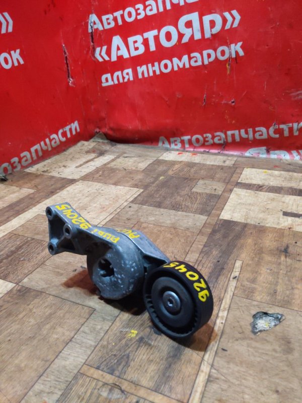 Ролик натяжной Audi Tt 8N AUQ 2003 06A903315E С натяжителем.