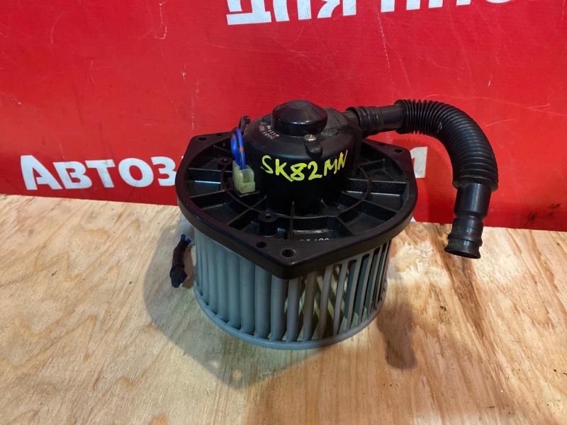 Вентилятор (мотор отопителя) Nissan Vanette SK82MN F8 08.2000 27220-HA000