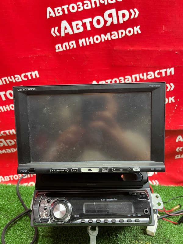 Магнитола Toyota Corona Premio ST210 3S-FSE 05 Pioneer DEH-320 + монитор Avic hrv100