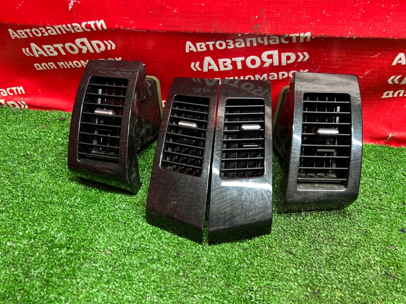 Дефлектор воздушный Mitsubishi Outlander Xl CW6W 6B31 2007.12 4 шт
