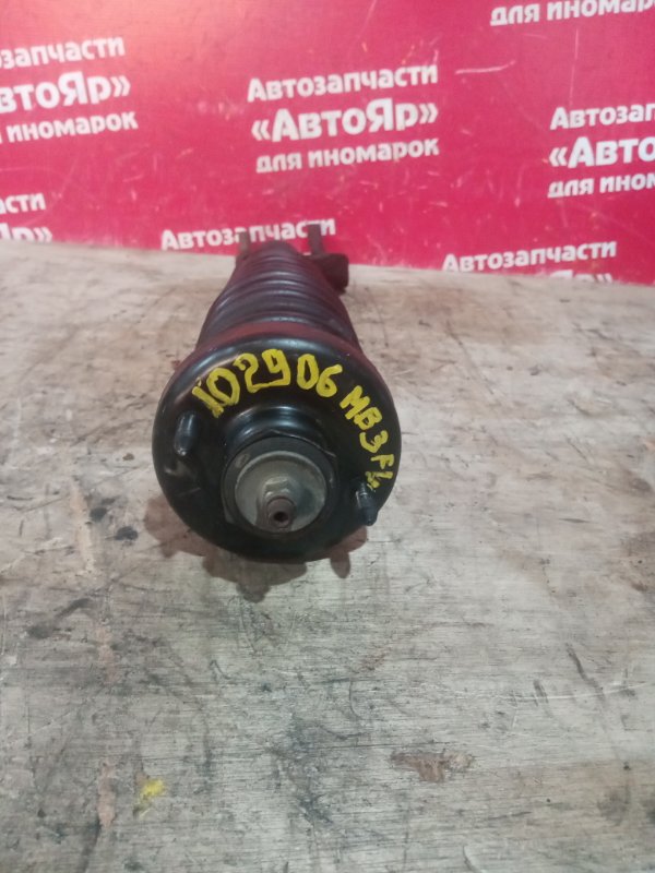 Стойка подвески Honda Domani MB3 D15B 2000 передняя левая цена за штуку, продажа парой.