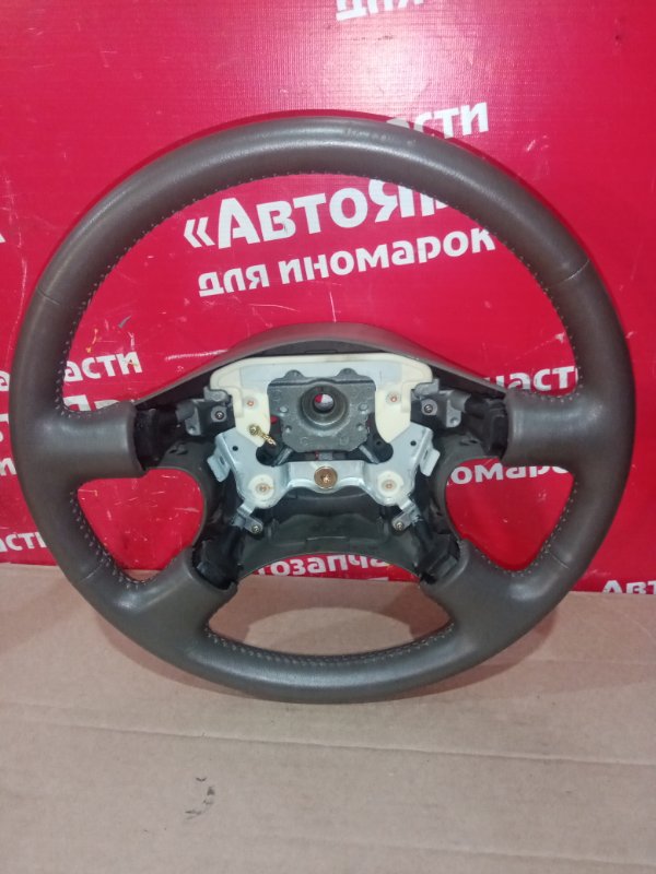 Руль Nissan Bluebird Sylphy QG10 QG18DE 2002.06 Кожа, цвет коричневый, состояние на фото.