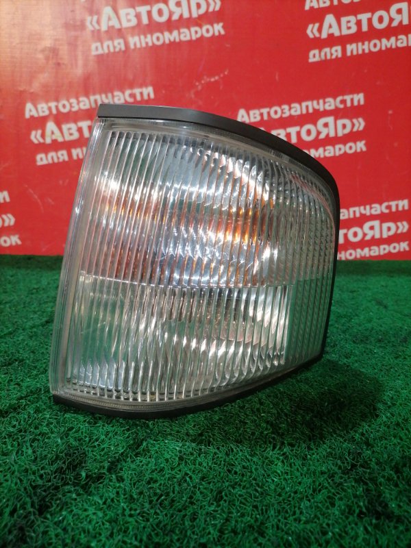 Габарит Nissan Vanette SK82MN F8 2004 передний левый