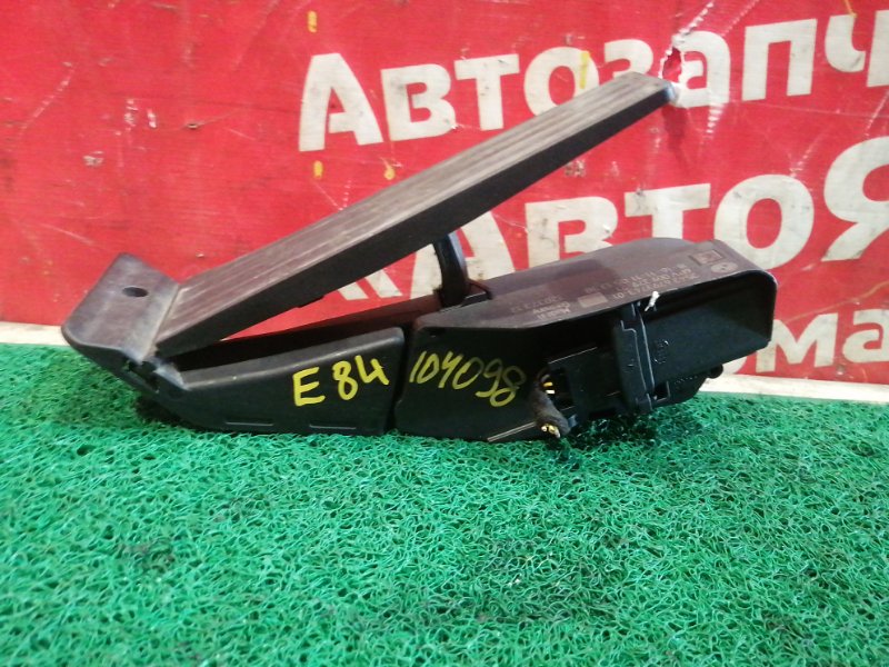 Педаль газа Bmw X1 E84 N20B20A 2011