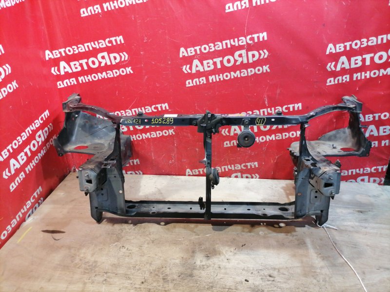 Рамка радиатора Toyota Corolla Fielder NZE121G 1NZ-FE 07.2003 С Замком.
