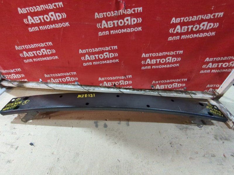 Усилитель бампера Toyota Corolla Fielder NZE121G 1NZ-FE 07.2003 передний