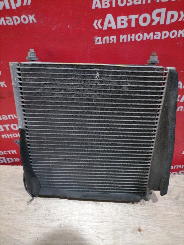 Радиатор кондиционера Honda Partner EY8 D16A 2004 + диффузор.