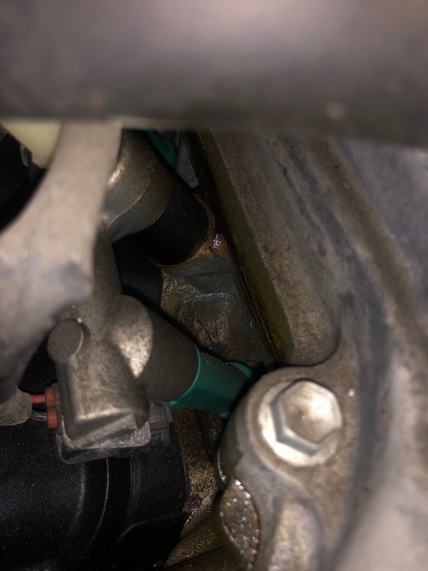 Форсунка Toyota Ipsum ACM21W 2AZ-FE 2003 23209-28080 комплект 4шт. с рампой., цвет зеленый.