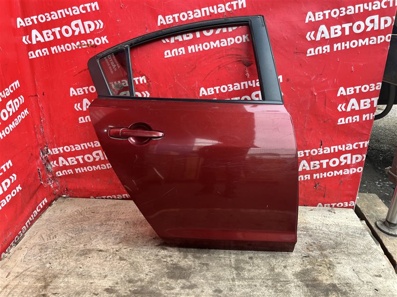 Дверь боковая Mazda Axela BK5P ZY-VE 2008 задняя правая СЕДАН!!! В сборе. Код краски 32V.