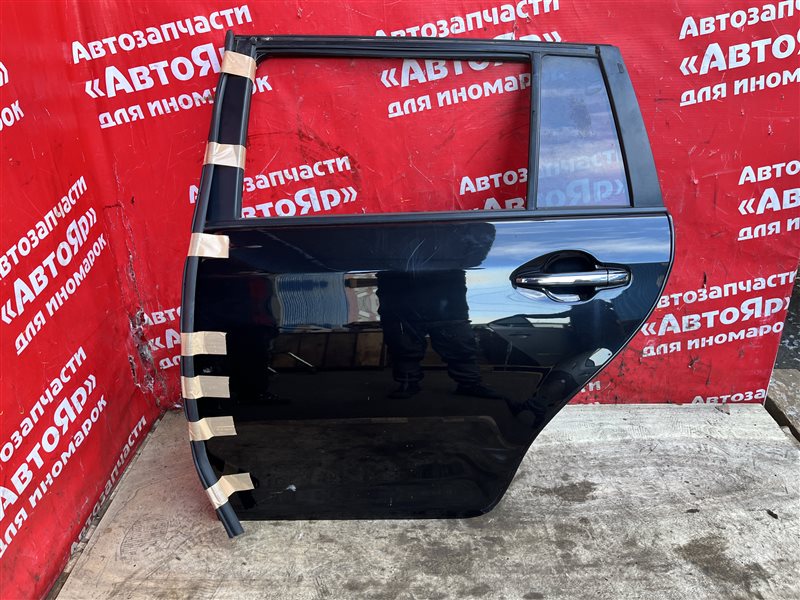 Стекло боковое Toyota Corolla Fielder ZRE162G 2ZR-FAE 2013 заднее левое Форточка.
