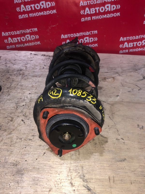 Стойка подвески Nissan X-Trail NT30 QR20DE 2004 задняя правая Дефект пыльника. Цена за штуку,