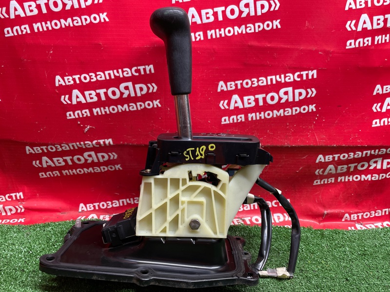 Рычаг переключения кпп Toyota Corona ST190 4S-FE 1995