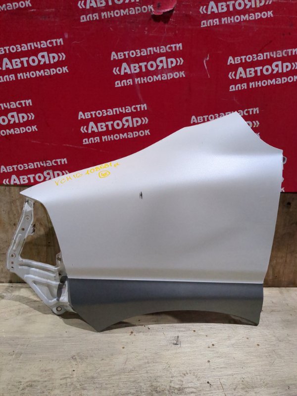 Крыло Toyota Grand Hiace VCH16 5VZ-FE 2000 переднее левое Код краски 2FX, состояние на фотографиях.