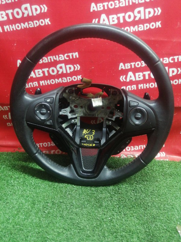 Руль Honda Vezel RU3 LEB 2014 Черный. Мультируль. Потертости.