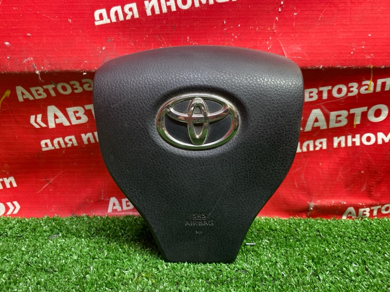 Airbag Toyota Voxy ZWR80G 2ZR-FXE 2016 Черный, с зарядом. 45130-28602