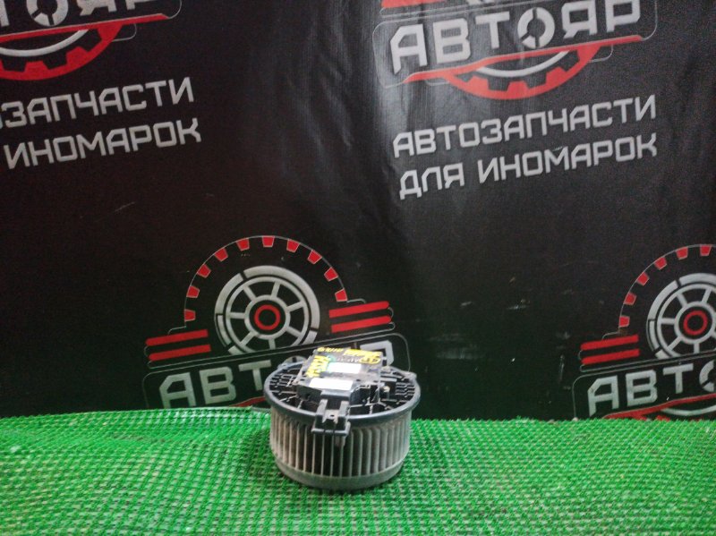 Вентилятор (Мотор отопителя) TOYOTA MARK II GX110 1G-FE Б/У