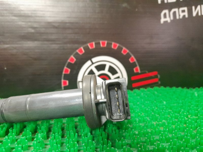 Катушка зажигания TOYOTA AQUA NHP10 1NZ-FXE