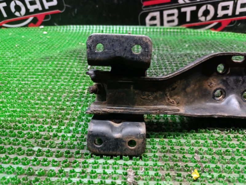Подушка КПП BONGO 2008 SK82M F8
