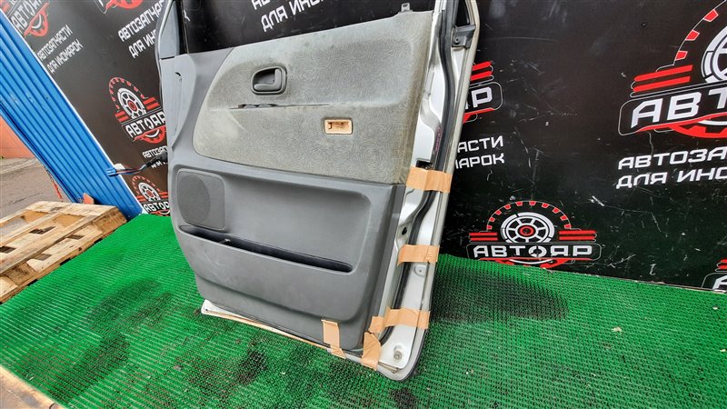 Дверь боковая передняя правая TOYOTA TOWNACE NOAH CR50G 3C-TE