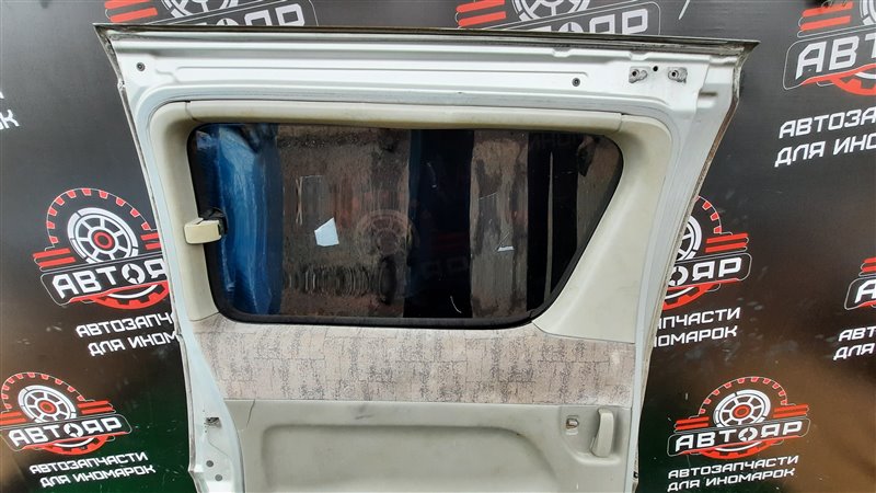 Дверь боковая задняя левая ELGRAND 2001 ATWE50 ZD30DDTI
