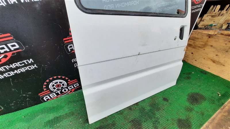 Дверь боковая задняя правая VANETTE 2003 SK22VN R2