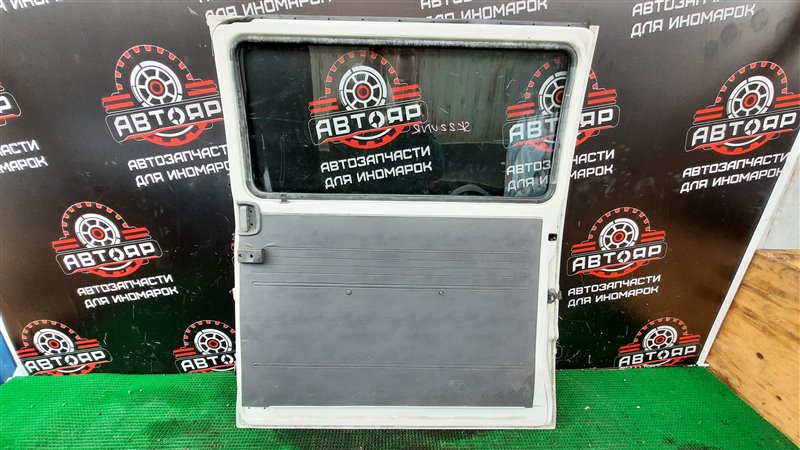 Дверь боковая задняя правая VANETTE 2003 SK22VN R2