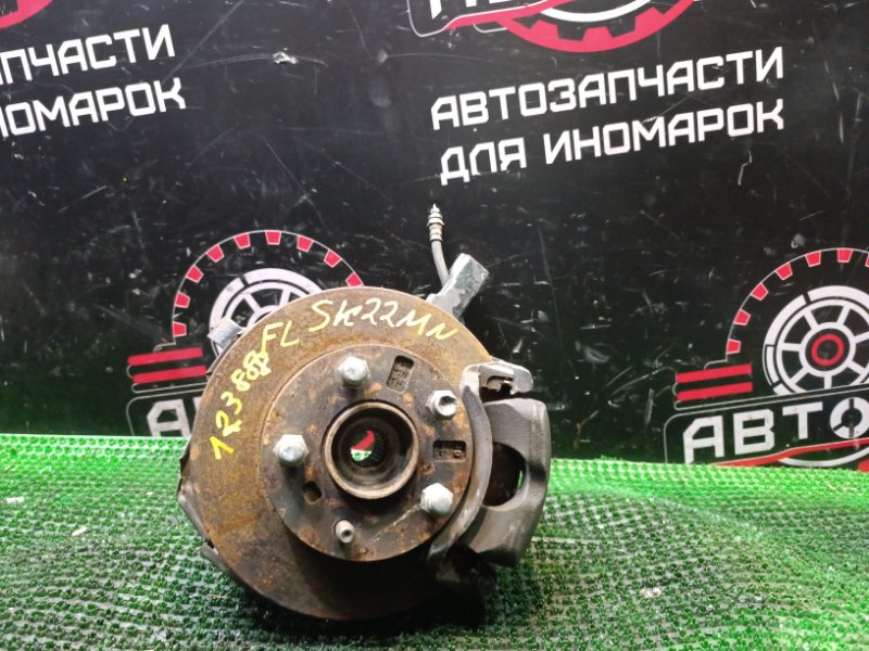 Ступица передняя левая NISSAN VANETTE 1999 SK22MN R2 40202HA200 Б/У