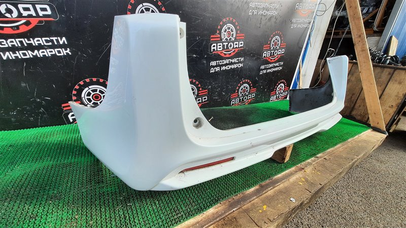 Бампер задний STEPWGN 2013 RK5 R20A