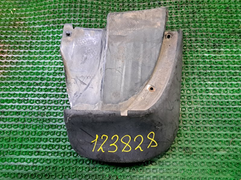 Брызговик DOMANI 1998 MB4 D16A