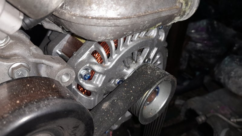 Генератор NISSAN TEANA PJ32 VQ35DE
