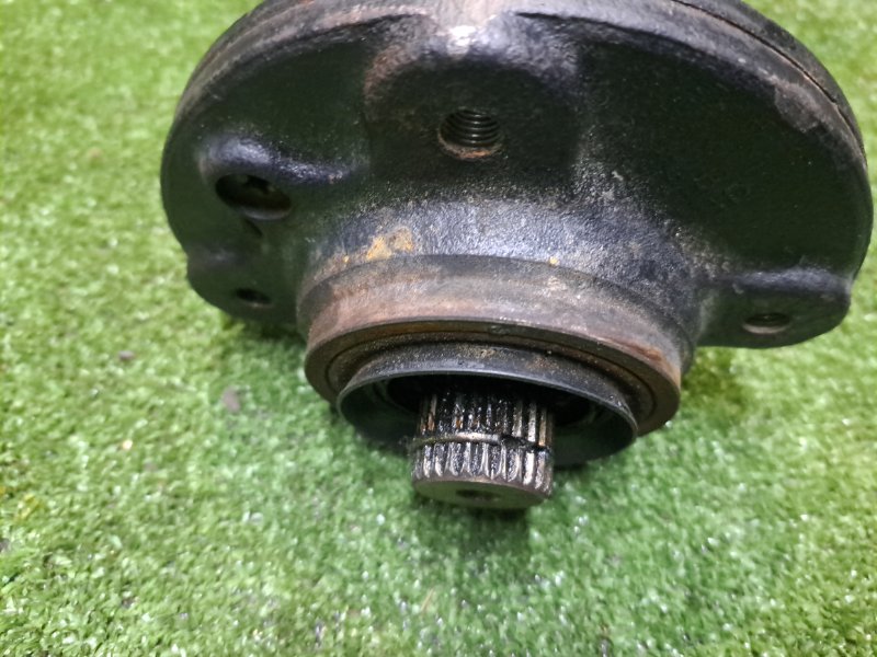 Редуктор передний BONGO 2014 SKP2M L8