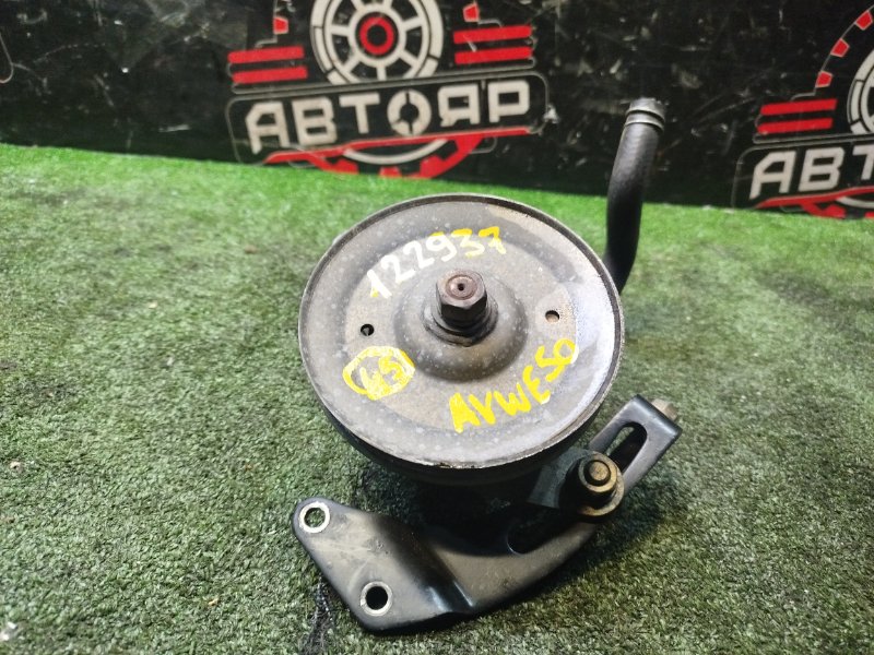 Насос гидроусилителя ELGRAND 1997 AVWE50 QD32ETI