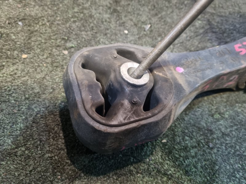 Подушка двигателя задняя FIT SHUTTLE 2011 GP2 LDA