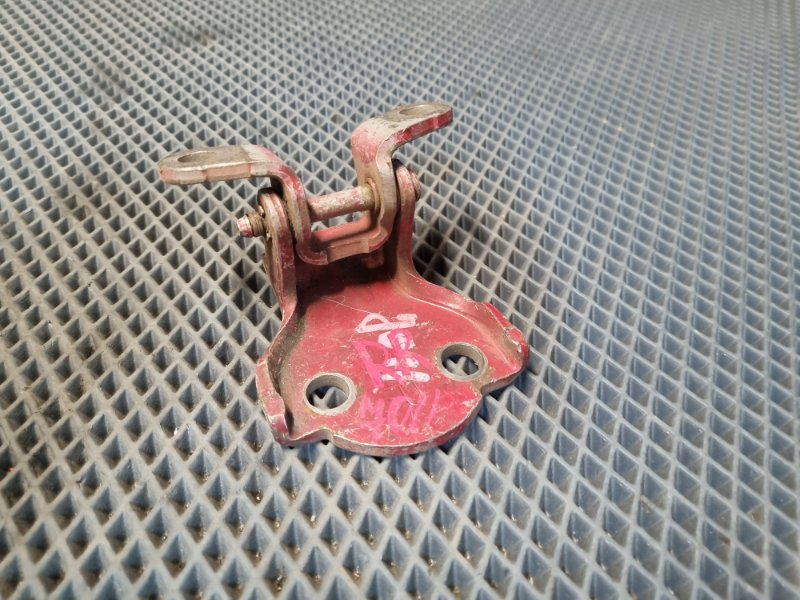 Петля двери задняя правая HR-V 1999 GH3 D16A