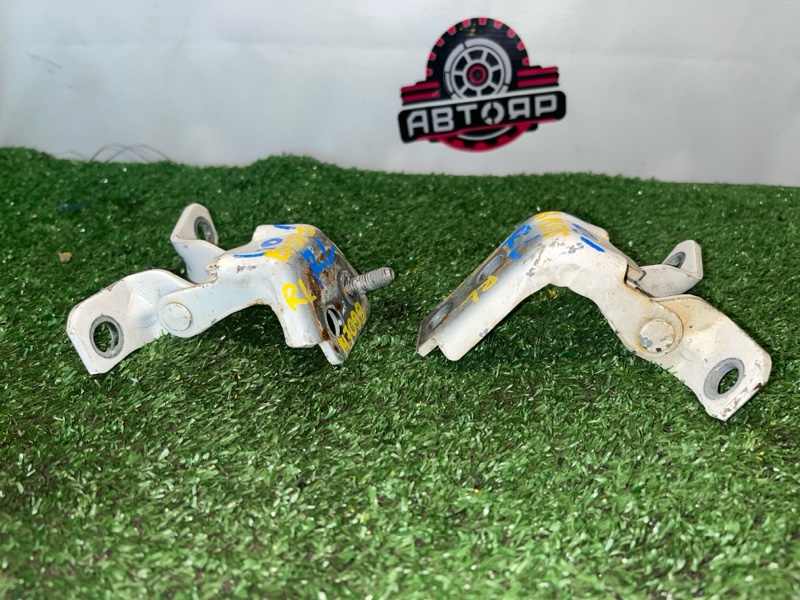 Петля двери задняя левая AXELA 2014 BM5FS P5-VPS