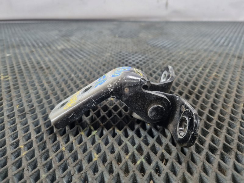 Петля двери передняя правая ESTIMA 2006 GSR50W 2GR-FE