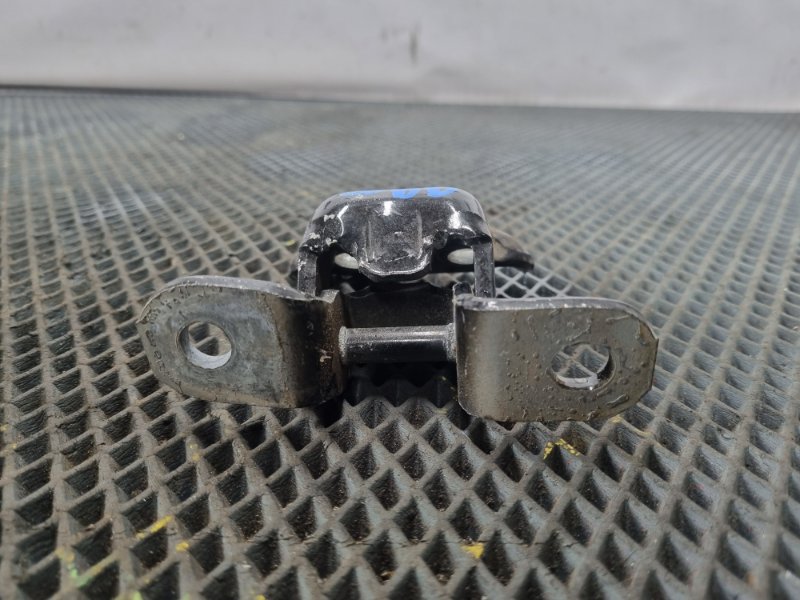 Петля двери передняя правая ESTIMA 2006 GSR50W 2GR-FE