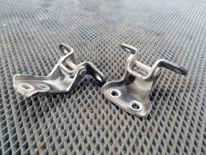 Петля двери передняя правая ESTIMA 2006 GSR50W 2GR-FE