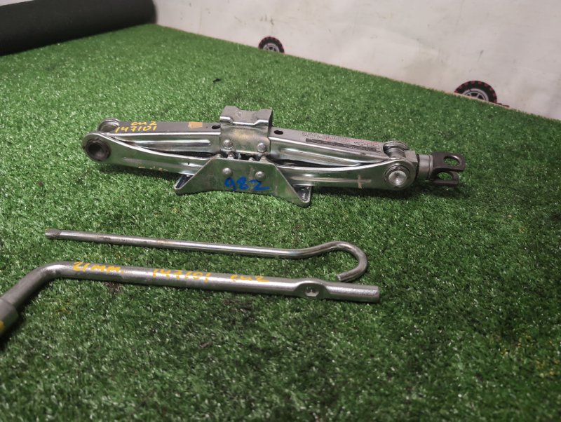 Домкрат HONDA ACCORD CU2 K24A