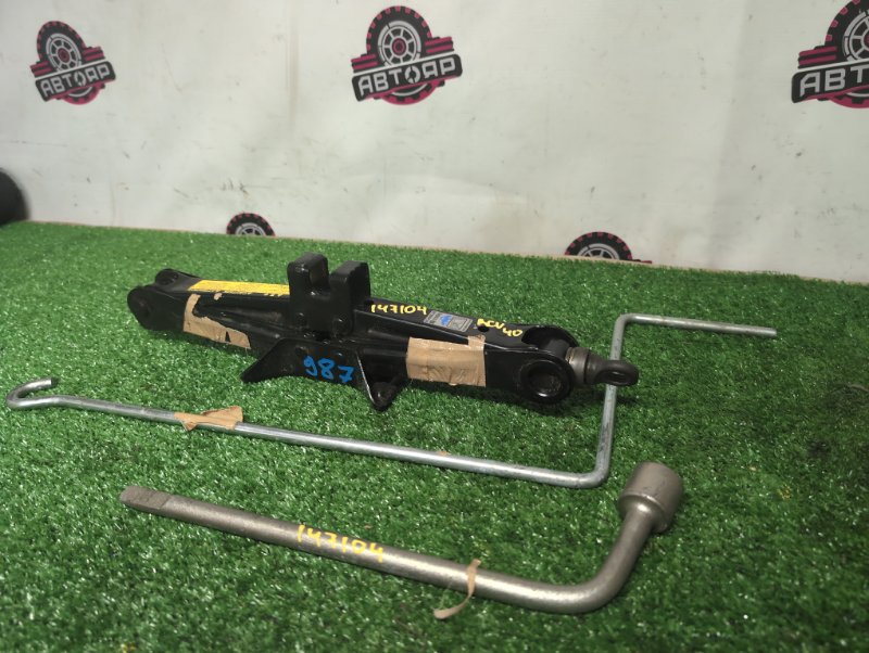 Домкрат TOYOTA CAMRY ACV40 2AZ-FE