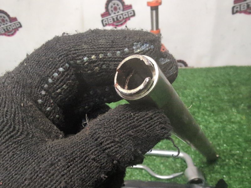 Домкрат DELICA 1997 PE8W 4M40-T